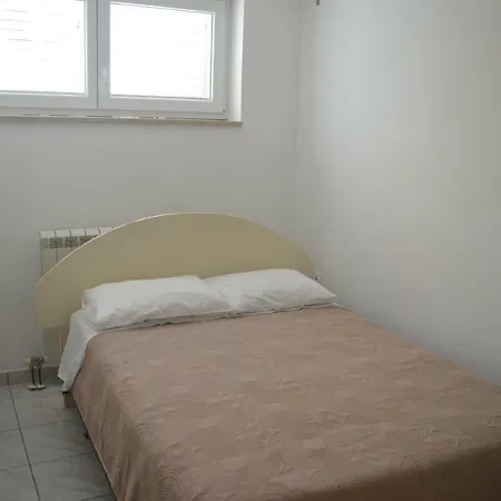 Charlie Apartment Krk Town