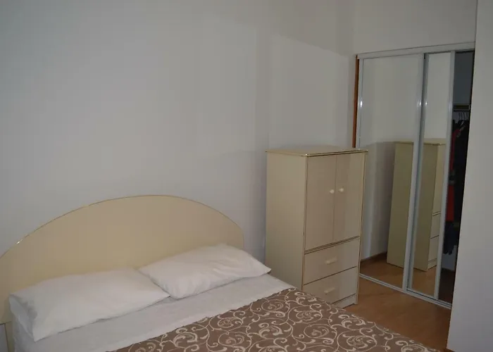 Charlie Apartmán