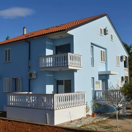 Διαμέρισμα Charlie Krk Town